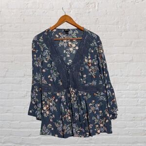 Torrid Floral Peplum Top Size 1 Boho Lace Trim 3/4 Sleeve Blouse 14 16